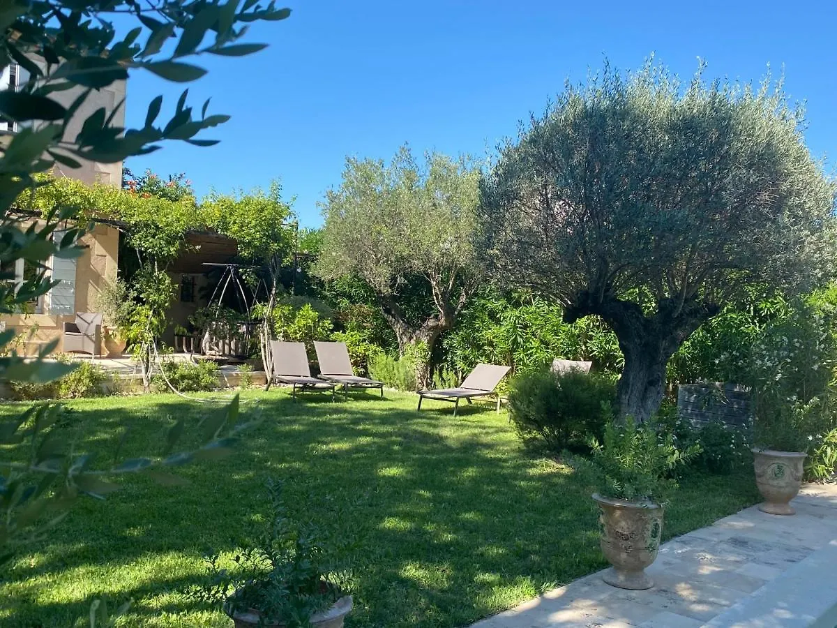La Paradoune 3 Bed & Breakfast Paradou