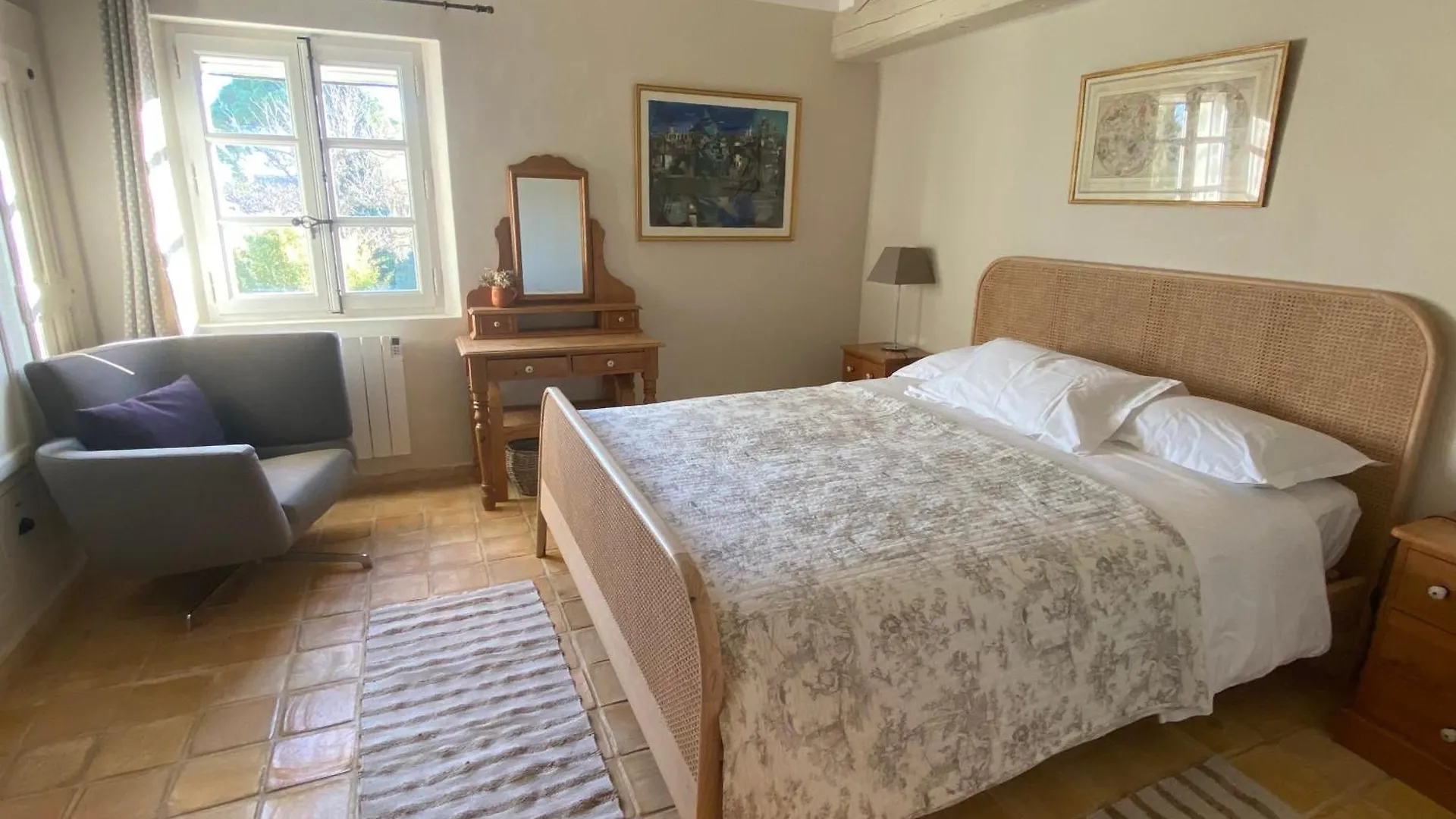 La Paradoune 3 Bed & Breakfast Paradou